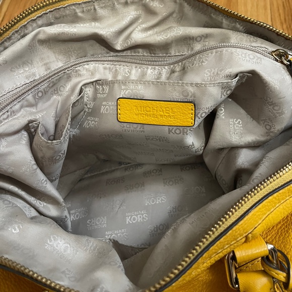 Michael Kors Handbag / Shoulder Strap bag - Picture 4 of 5